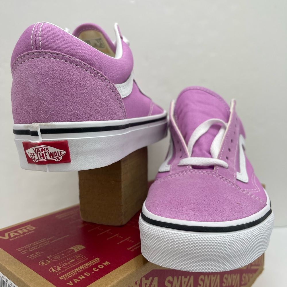 Vans Old Skool
Orchid/True White Sneakers Lavender 
VN0A3WKT3SQ - Picture 8 of 16